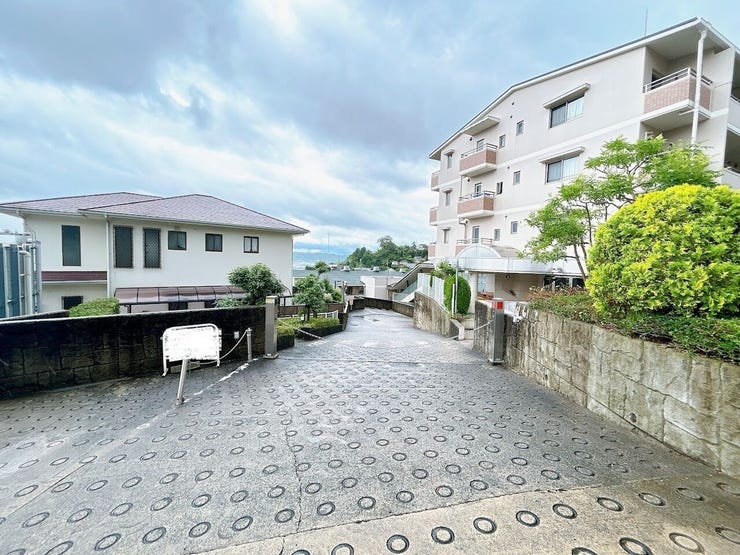 閑静な住宅地で子育て環境にもピッタリです◎