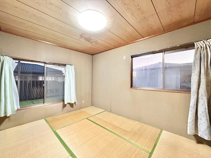 2階6帖和室です◎
※内装リフォーム予定です♪