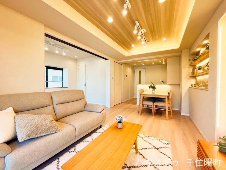 【居間・リビング】