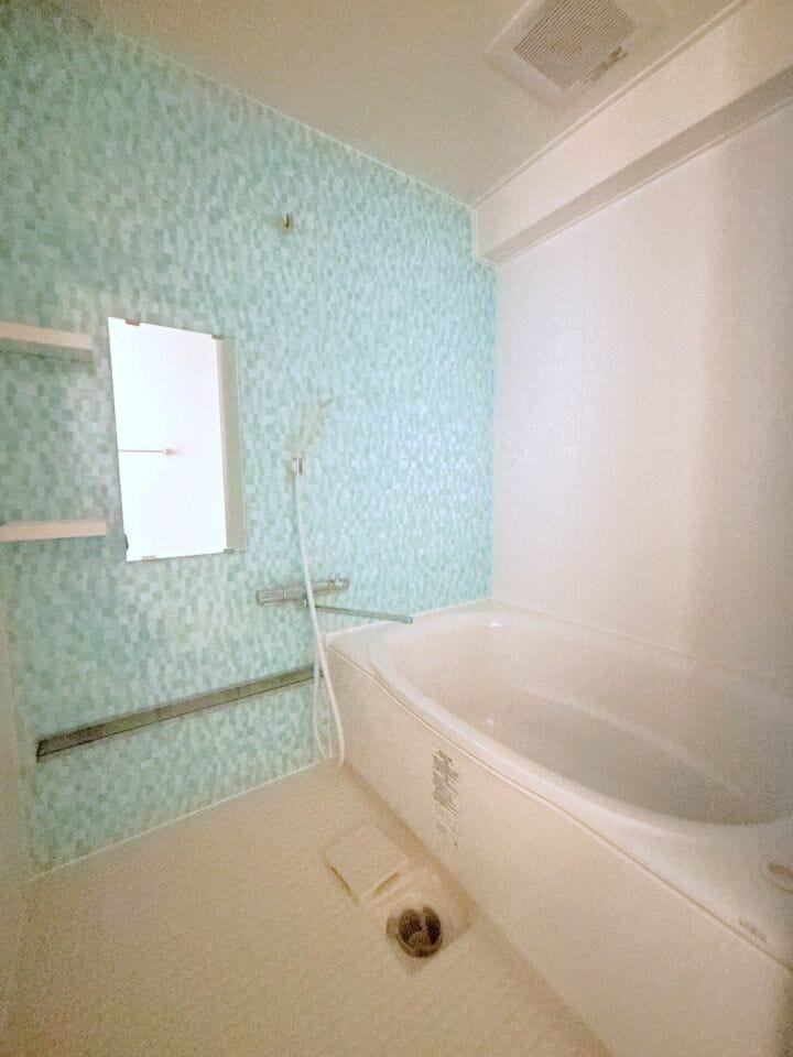 冷めたお湯を再加熱できるため、家族の入浴時間がバラバラでも、常に快適な温度でお風呂を楽しめます。