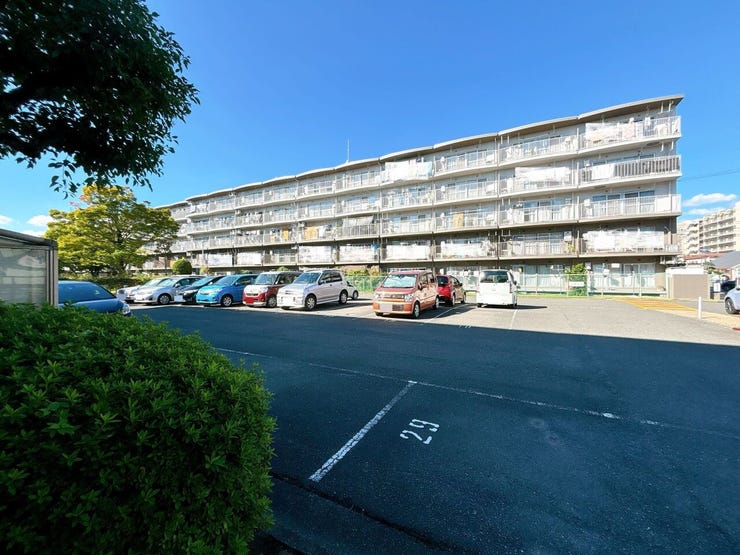 自然とうまく調和した環境の良い地域です。
毎日を快適に気持ちよく過ごしていただけます。