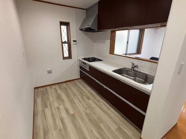 カウンターキッチンからリビングが見渡せるので、お子さまの様子を見ながらお料理ができます。