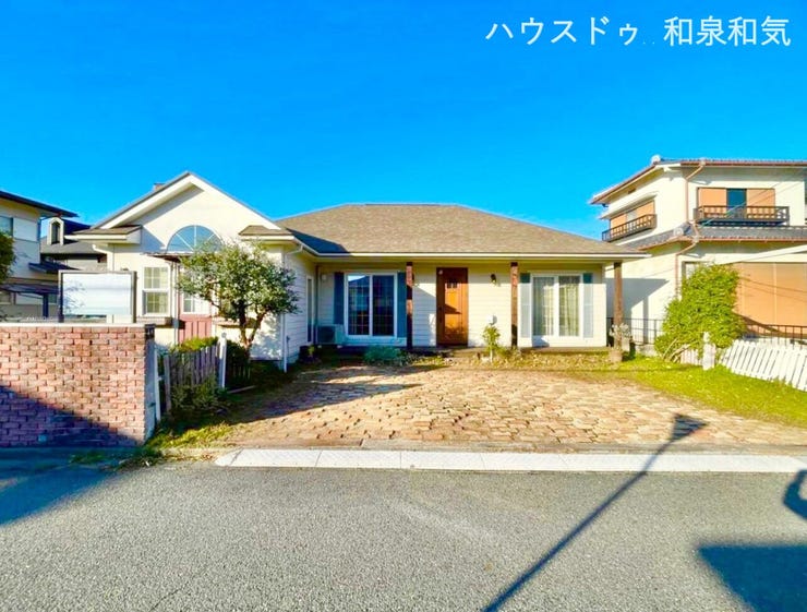 【外観】
駐車3台可能な3LDK!暮らしやすい立地と機能が充実したお家です!!