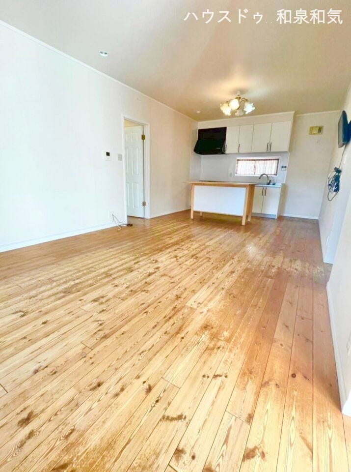 とても広々とした17.5帖のリビングです。開放的なリビングで毎日家族と楽しい時間を過ごせます♪