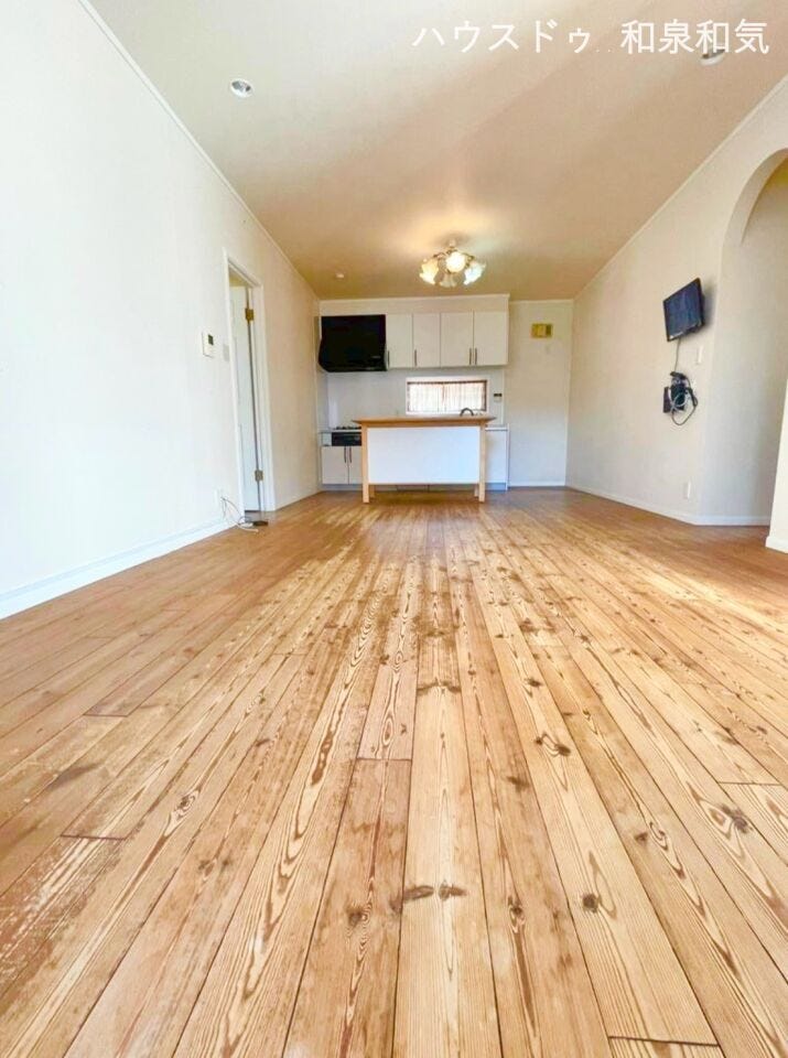 家具を置いても余裕あるリビングです♪