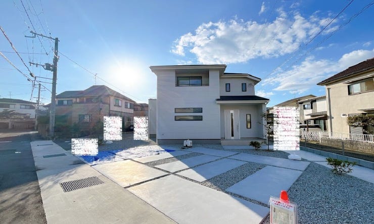 静かで落ち着いた閑静な住宅地です。
子育て世代の生活環境としても最適です◎