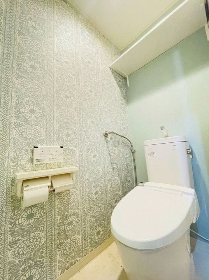 温水洗浄便座もついており、快適空間に♪
※家具消しの修正をしております。