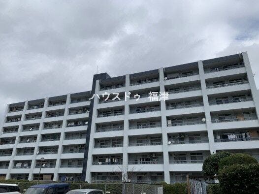 【外観】
《福岡市東区千早3丁目 中古マンション》
ニュー千早団地三棟