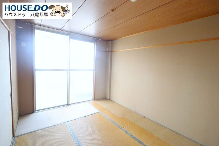 和室は二部屋ともバルコニーに面しています。