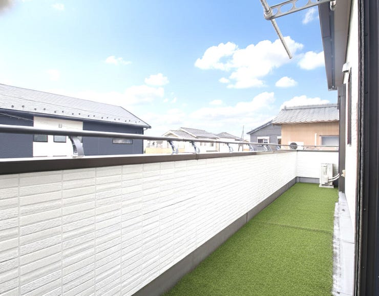 日当たりの良いバルコニー!洗濯物もよく乾きます!