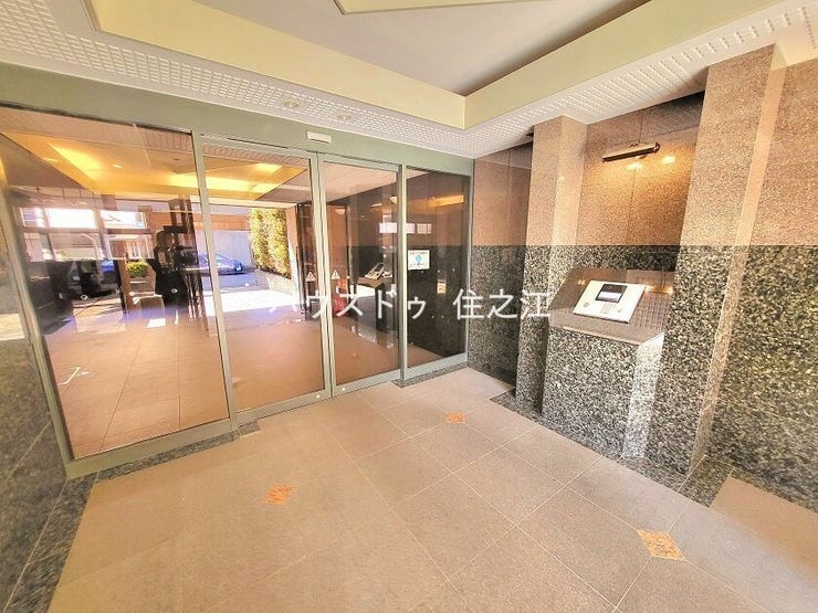 ★解放感のある入口で明るい印象を受けますね♪