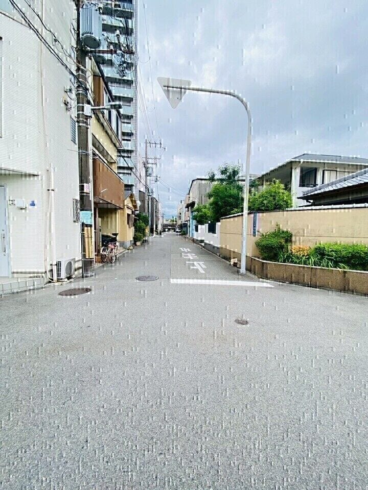 前面道路も広い角地の住戸です☆