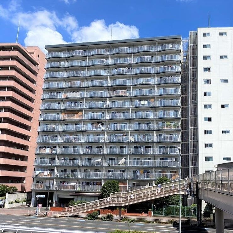 【外観】
総戸数344戸、大森海岸駅徒歩2分の大森ハイツ。