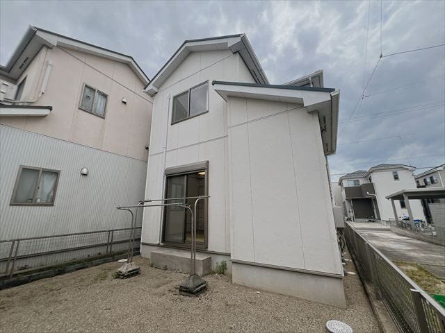 家庭菜園やお子様やペットなどご家族の遊び場としても使えます。戸建ならではの楽しみ方ができる住宅です。