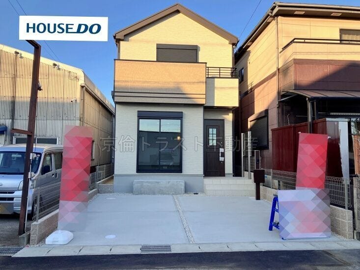 【外観】
◇◆完成しました!ぜひご内覧ください♪◆◇
ご都合に合わせ、平日&土日どちらでもご対応させて頂きます。17時以降やお仕事帰りの時間帯も大歓迎です!お気軽にお問い合わせください♪