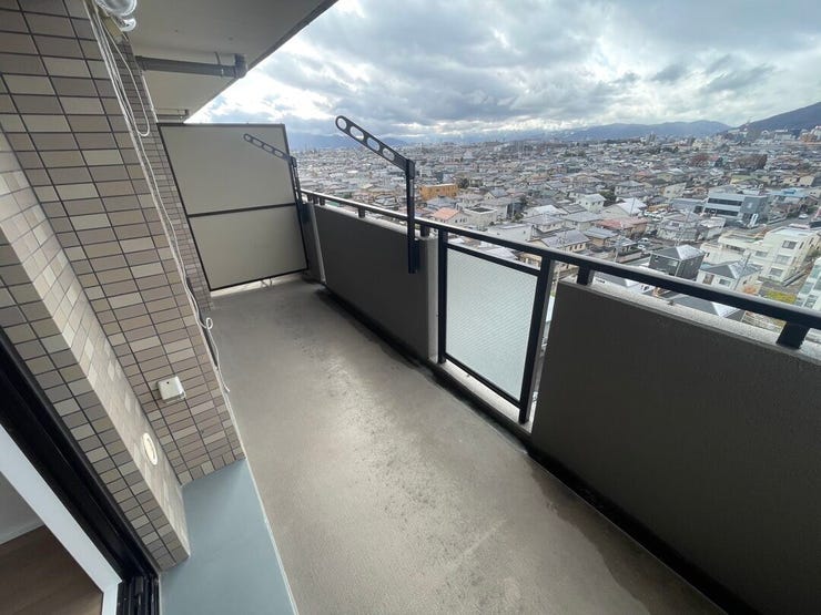 ★リビング西側バルコニー