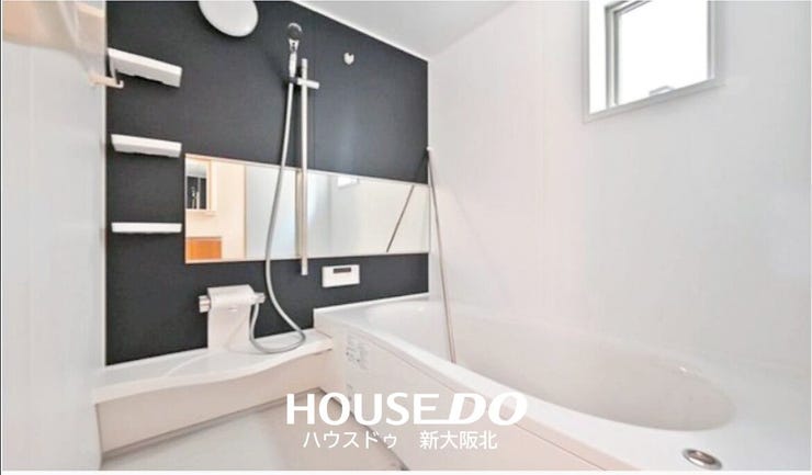 ■壁の一部がアクセントパネルになっており、おしゃれな空間を演出しています!
■キレイなお風呂でゆっくりとおくつろぎください♪