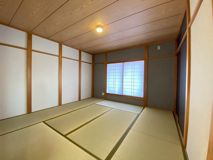 和モダンな洋室♪
畳は安らぎますよね~♪