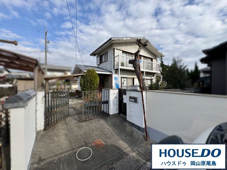 【外観写真】
広さ、陽当り、設備面、周辺環境などなど、実際に物件を見てみないと分からない魅力があります!まずはお気軽にご見学くださいませ♪ ☆不動産のことならハウスドゥ 岡山原尾島へ☆