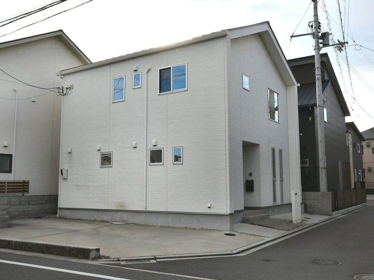 【外観】
外観を北西側より撮影