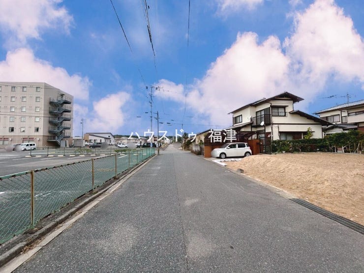 古賀西小学校、古賀駅まで徒歩11分以内!
暮らしのアクセス良好です♪
《古賀市天神4丁目 新築戸建》