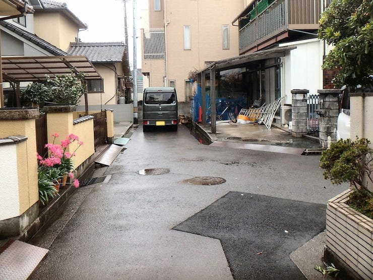 北側道路 2025.12.17 雨天時