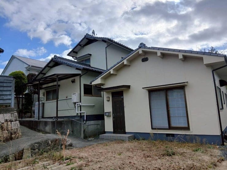 【外観】
◆吉備線三門駅まで徒歩8分!
◆駐車場は近隣月極あり!