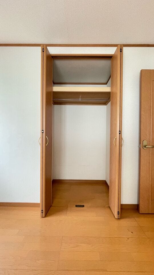 全居室に収納を完備しており、掃除もしやすくいつもキレイな空間になりますね