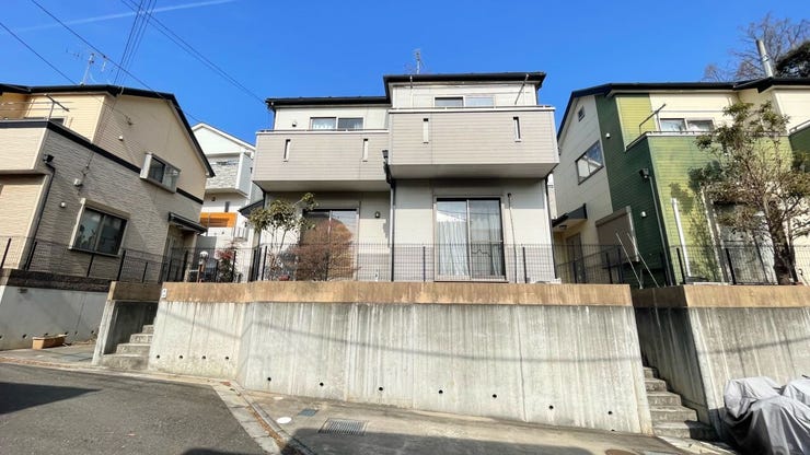 高台になっており室内もとても明るいです♪