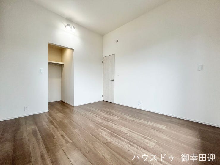 ■□■2階7帖洋室■□■心からリラックスできる静けさ、上質な眠りで、毎日をリセットします。明日への活力を養う空間です。