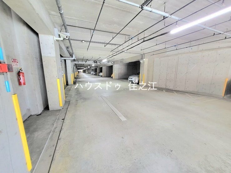 ★駐車場も区画数を多くご用意。空き状況の確認はお気軽にお申し付け下さい。