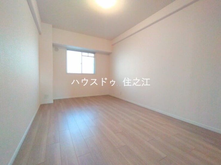 ★屋根付きの駐輪場ですので雨の日も安心。サドルが濡れる事も無いですね!