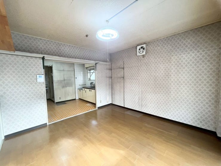 2F部分の洋室です 【別角度より】