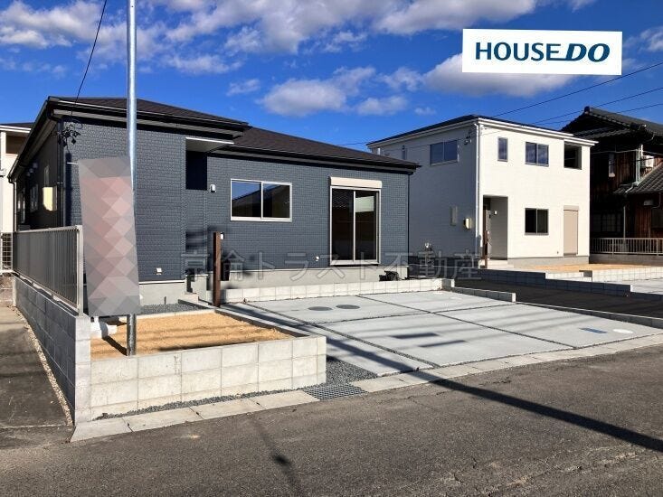 南側にお庭スペースがあります!