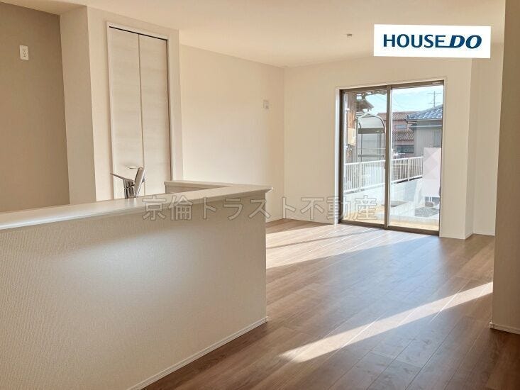 南側に向けて広がるLDKは約16帖!