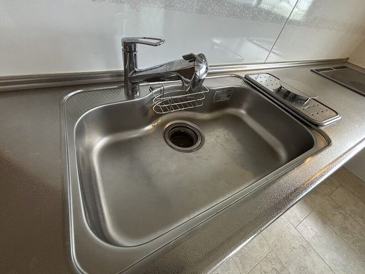 洗い場には充分なキッチンシンク