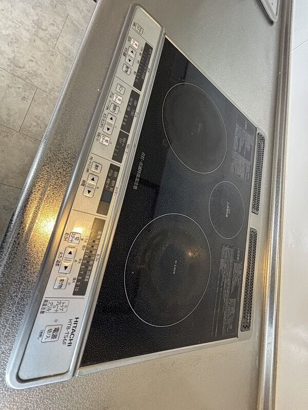 IHクッキングヒーター
嬉しい3口