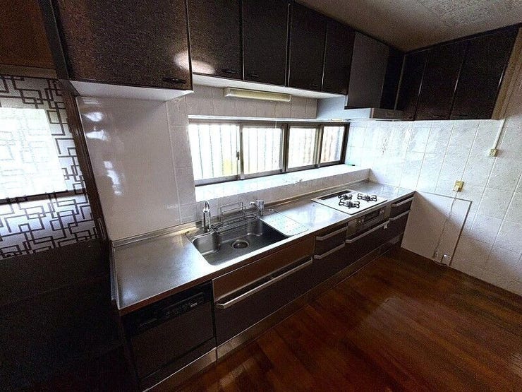 日当たりの良いキッチンスペース