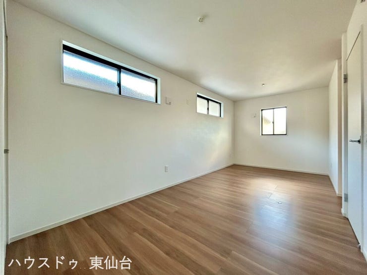 お子様の成長に合わせて間取りを増やせる11帖の洋室です!