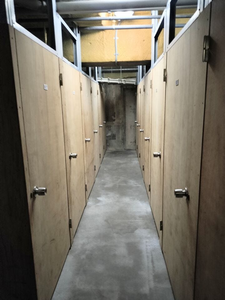 地下トランクルーム