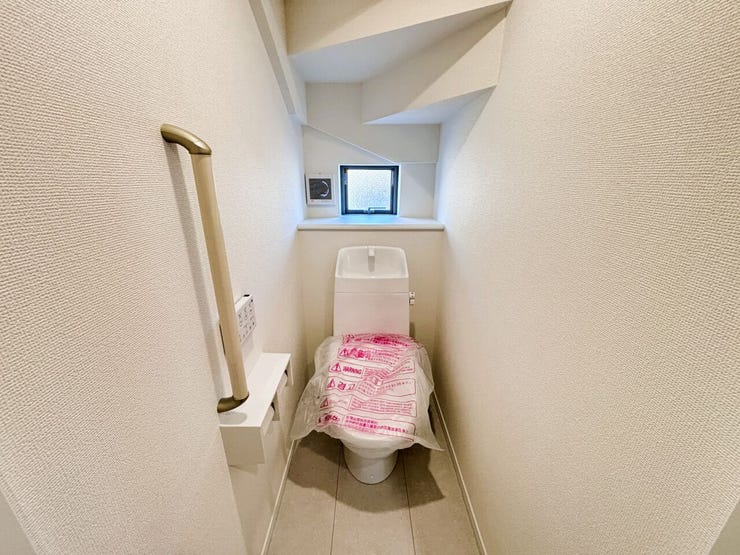 1F トイレ
◎温水洗浄暖房便座
◎手すり