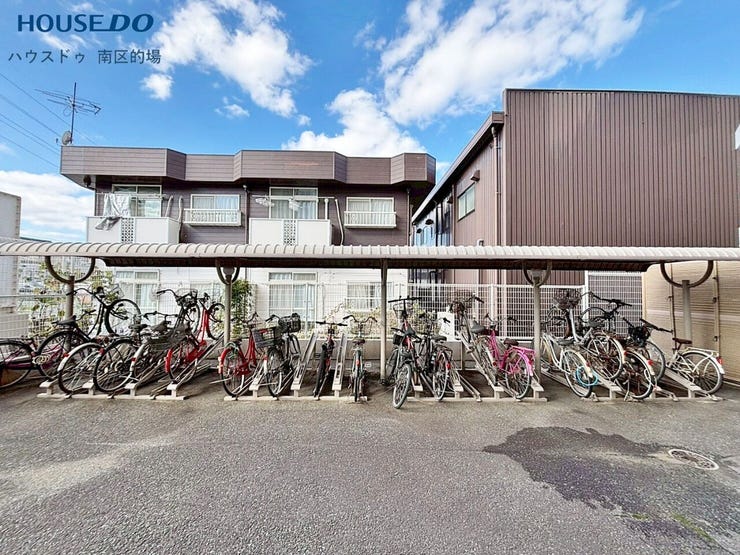 屋根付き駐輪場