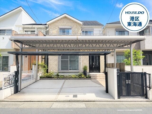 【外観】
【七番町エリア】5LDK,並列駐車場2台+カーポート付き◎中古戸建になります。
名古屋市名港線/東海通駅まで徒歩8分
・名古屋市立中川小学校まで徒歩8分
・名古屋市立港明中学校まで徒歩10分