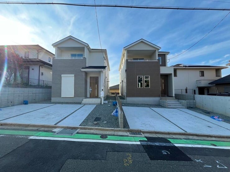 外観写真です♪
写真右が2号棟です。
2026.1.5撮影