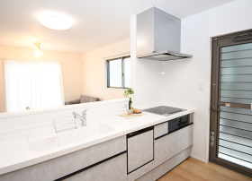 高松市国分寺町新名