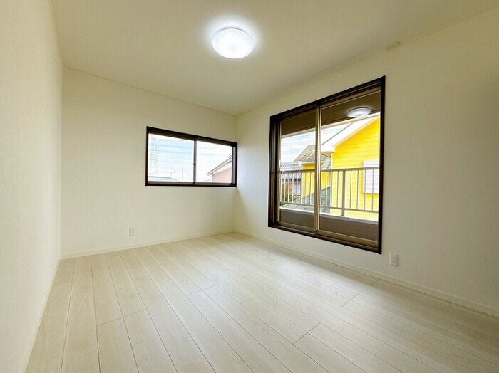 *2階北東側洋室*