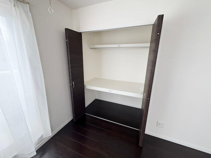 室内(2026年1月)撮影
◎現地案内予約受付中!◎
全室クローゼットつき。お部屋を広く使うための整理整頓に最適♪