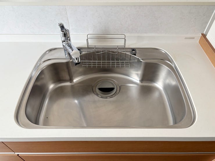 室内(2026年1月)撮影
◎現地案内予約受付中!◎
大きな鍋も洗いやすい形状になっているシンク!