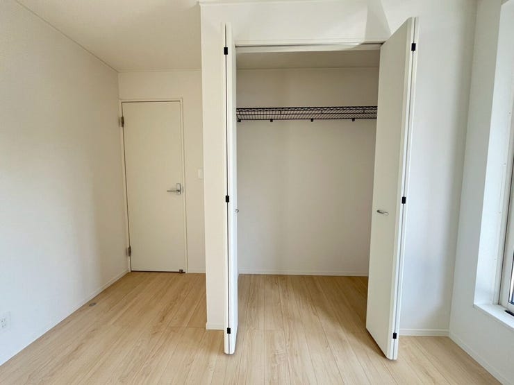 2階 洋室②収納