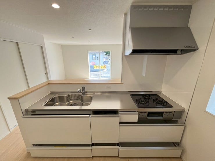 キッチンとキッチン収納です。